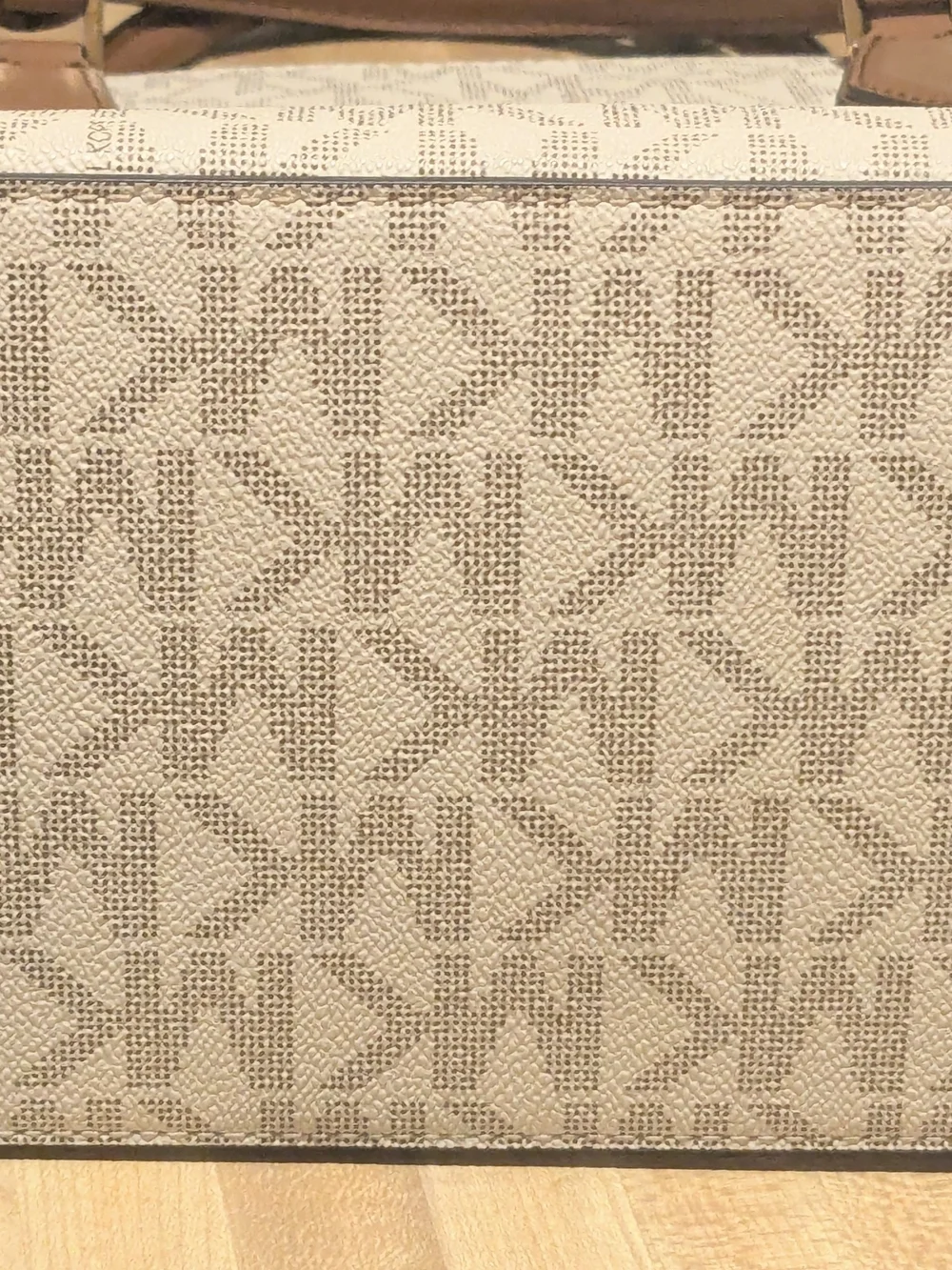 Michael Kors Ayden Large Signature Logo Tote Bag . Used 1 Time Only